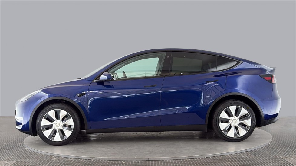 TESLA MODEL Y Image 2