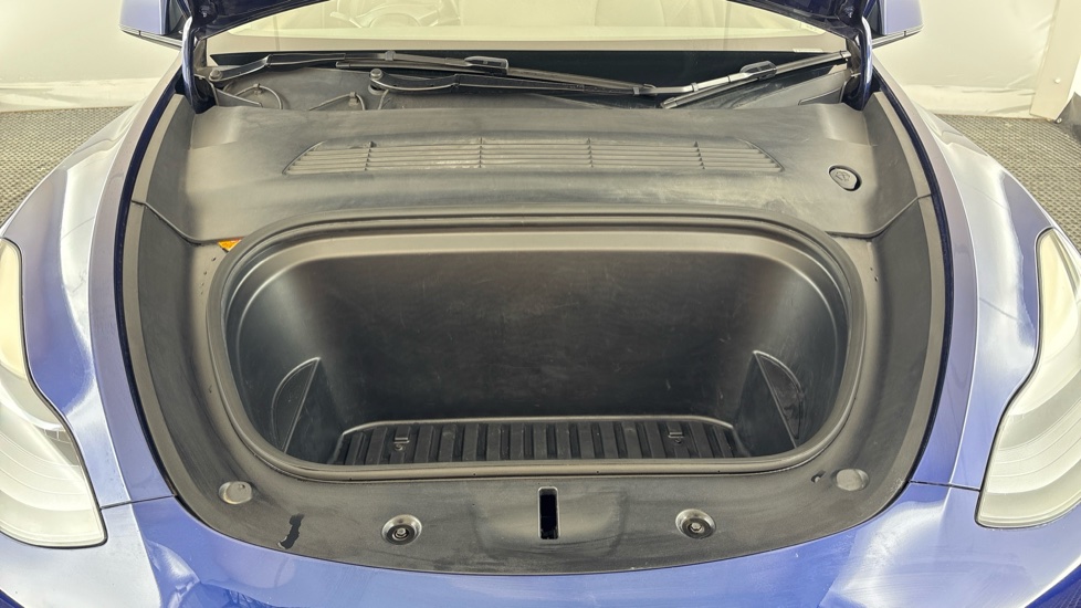 TESLA MODEL Y HATCHBACK Long Range AWD 5dr Auto