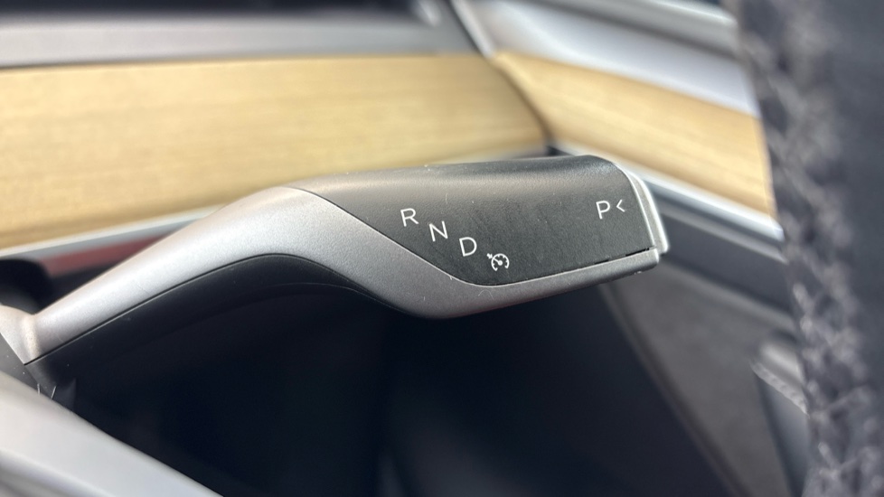 TESLA MODEL Y HATCHBACK Long Range AWD 5dr Auto