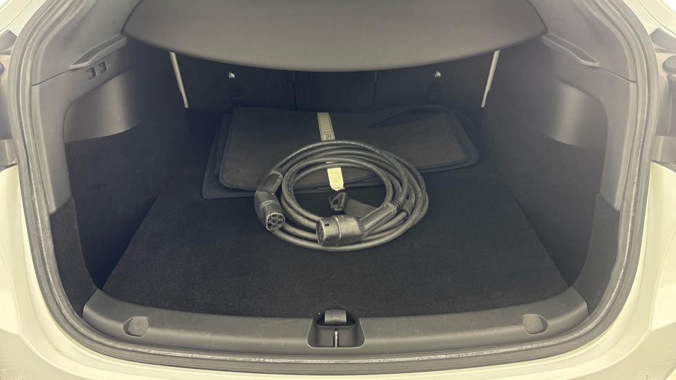 TESLA MODEL Y Image 15