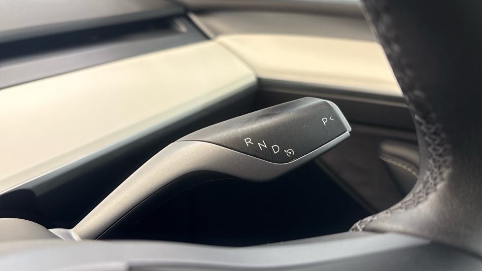 TESLA MODEL Y Cruise control