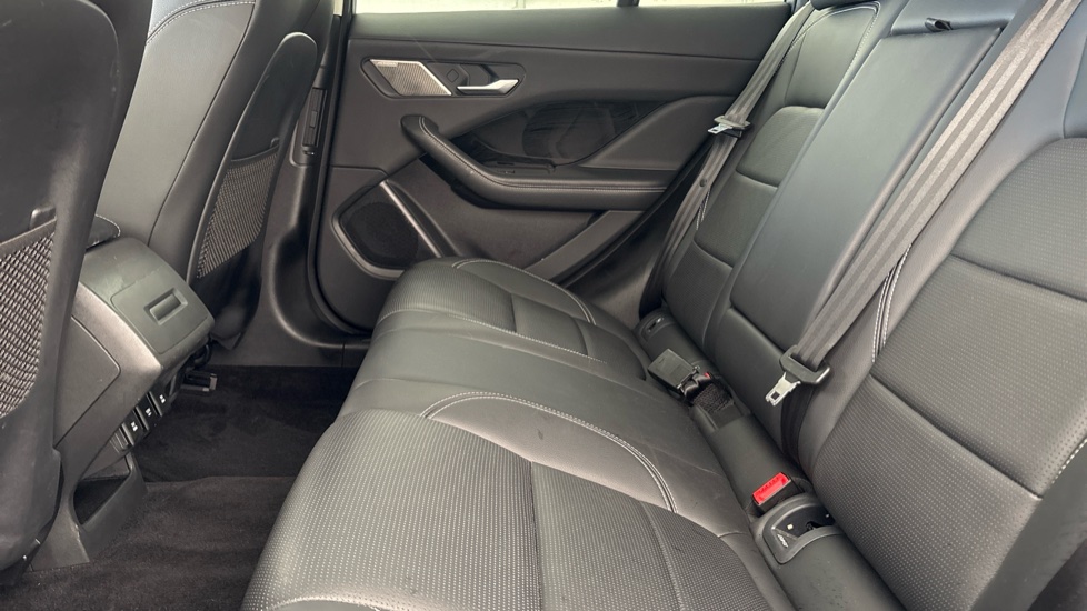 JAGUAR I-PACE ESTATE 294kW EV400 R-Dynamic SE Black 90kWh 5dr Auto