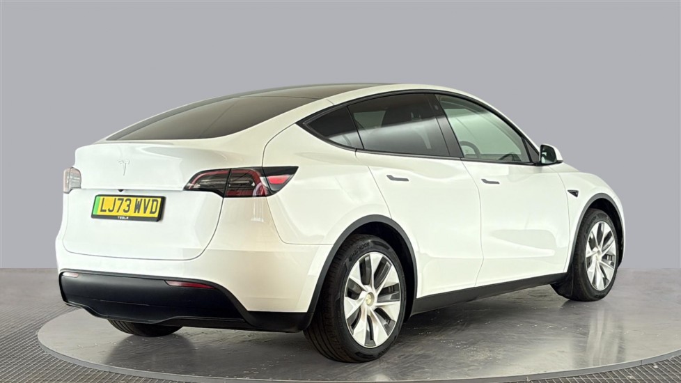 TESLA MODEL Y Image 5