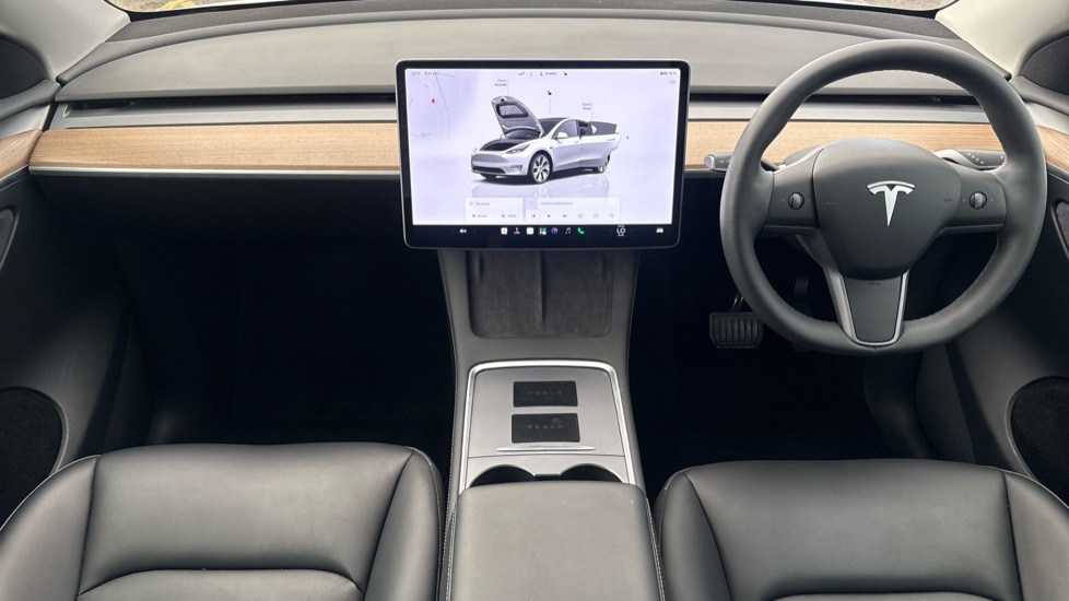 TESLA MODEL Y Image 11