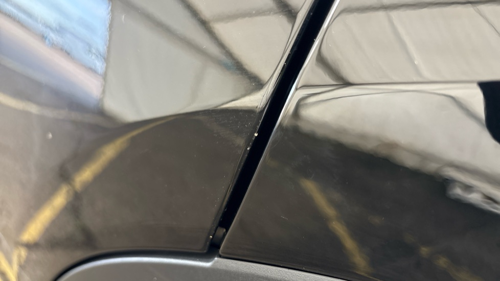 TESLA MODEL Y HATCHBACK Long Range RWD 5dr Auto