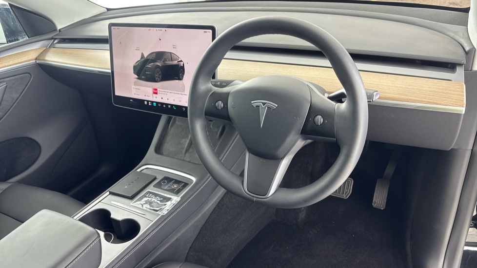 TESLA MODEL Y HATCHBACK Long Range RWD 5dr Auto