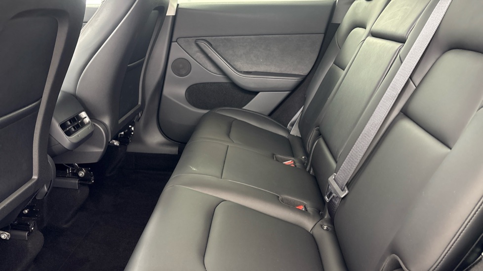 TESLA MODEL Y HATCHBACK Long Range RWD 5dr Auto