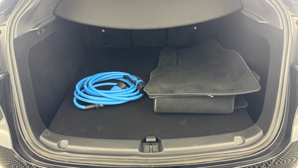 TESLA MODEL Y HATCHBACK Long Range RWD 5dr Auto