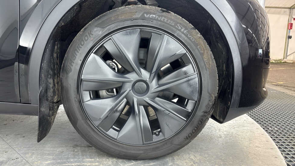 TESLA MODEL Y HATCHBACK Long Range RWD 5dr Auto