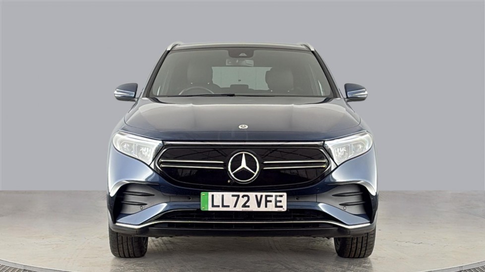 MERCEDES EQA Image 8