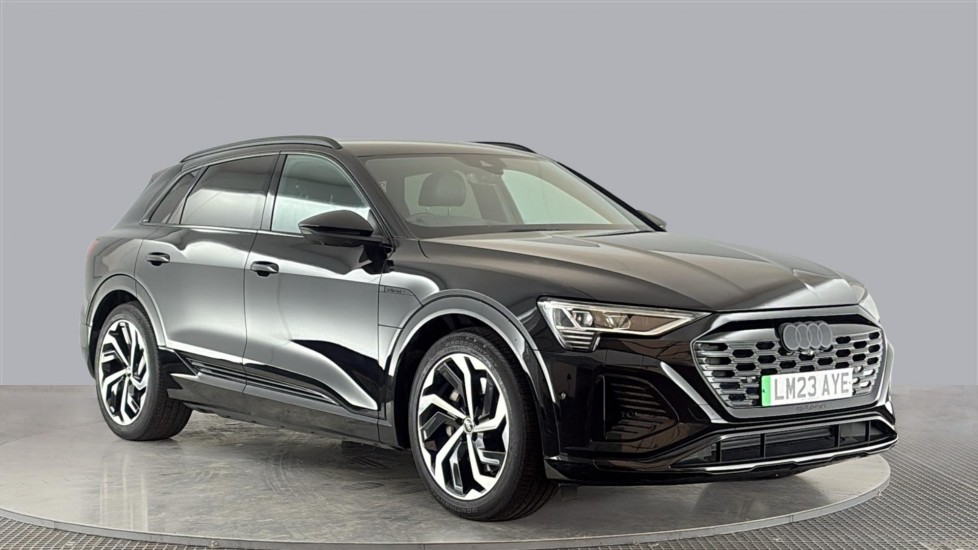 AUDI Q8 Image 7