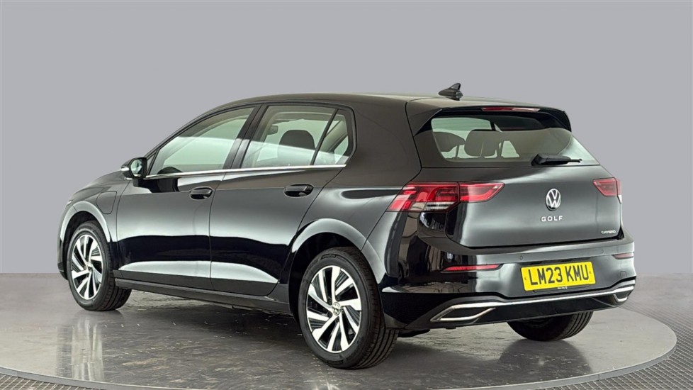 VOLKSWAGEN GOLF Image 3