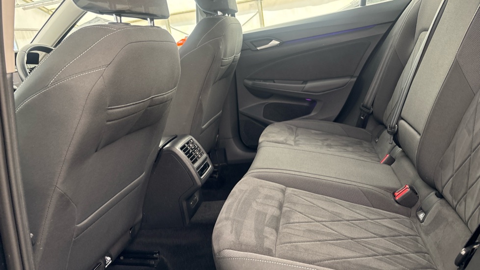 VOLKSWAGEN GOLF Image 14