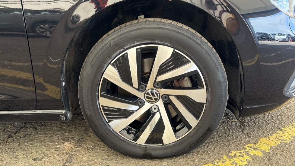 VOLKSWAGEN GOLF Image 20