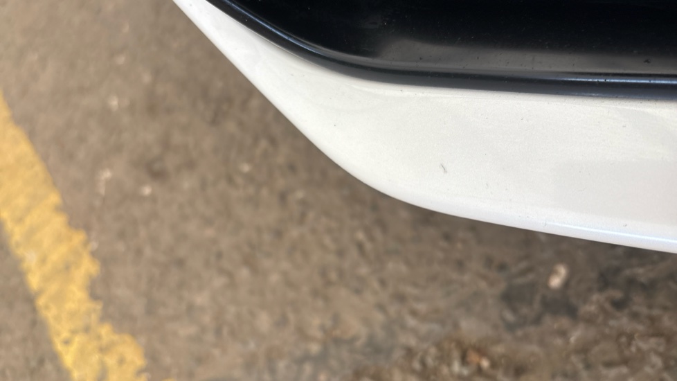 BMW iX3 chips
