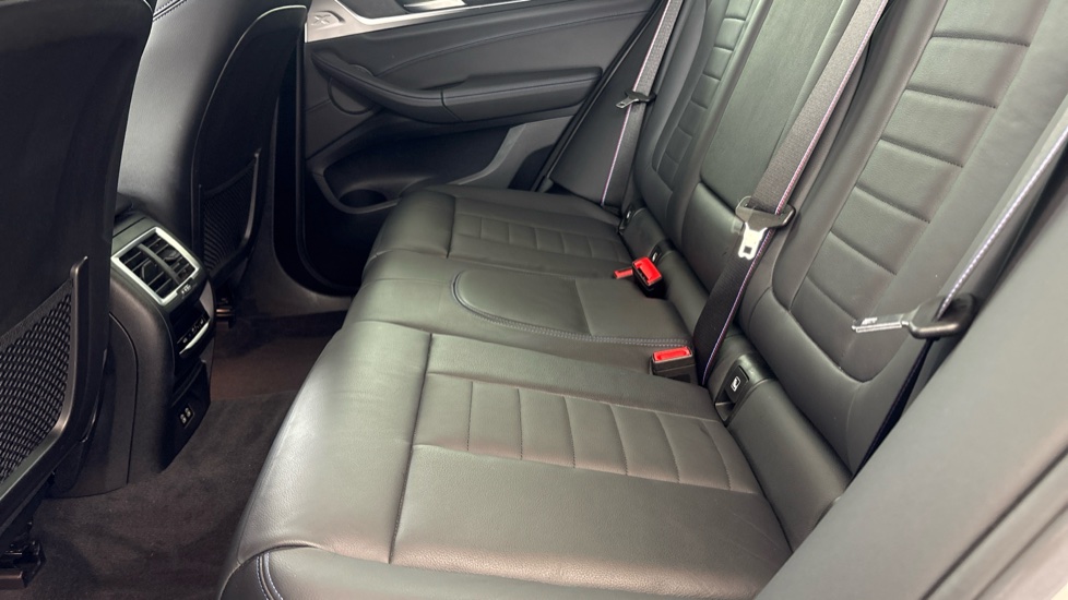BMW iX3 Image 14