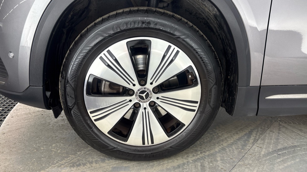 MERCEDES-BENZ EQA HATCHBACK EQA 250 140kW Sport 66.5kWh 5dr Auto