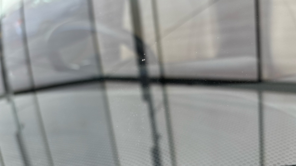 MERCEDES EQC Multiple chips