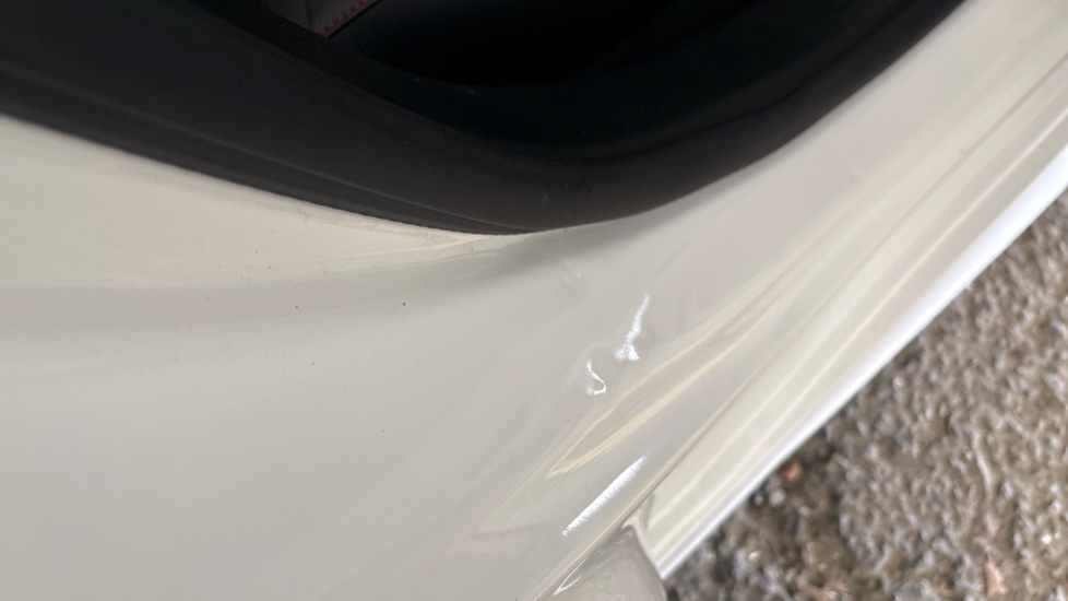 MERCEDES-BENZ A CLASS SALOON SPECIAL EDITIONS A250e AMG Line Premium Edition 4dr Auto