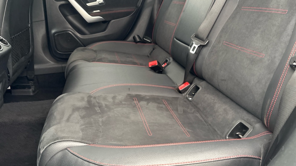 MERCEDES-BENZ A CLASS SALOON SPECIAL EDITIONS A250e AMG Line Premium Edition 4dr Auto