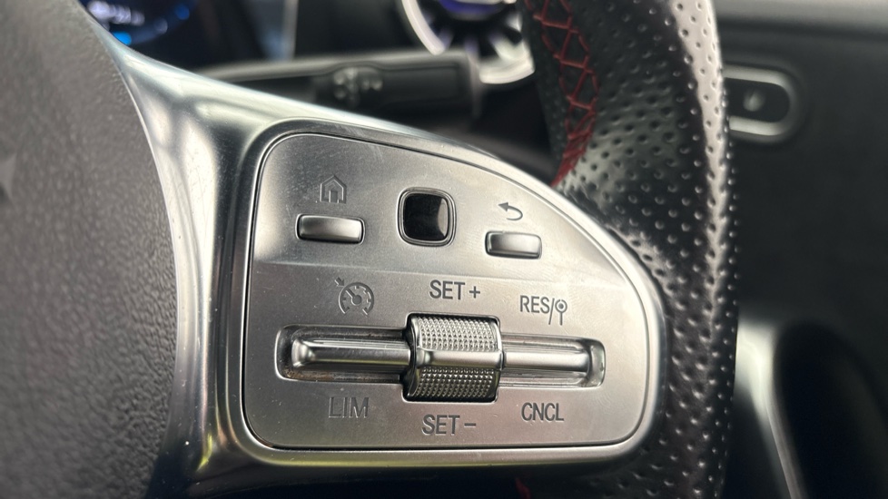 MERCEDES-BENZ A CLASS SALOON SPECIAL EDITIONS A250e AMG Line Premium Edition 4dr Auto