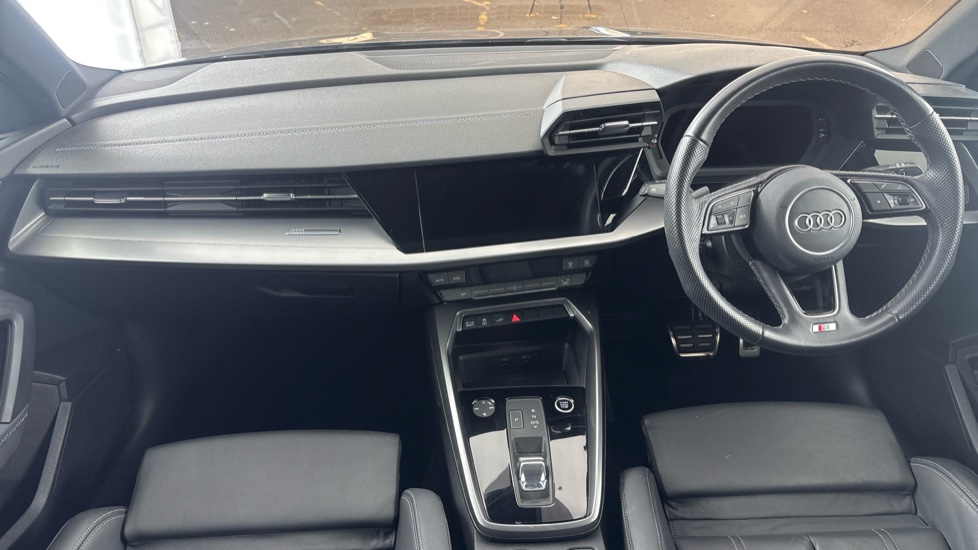 AUDI A3 Image 11