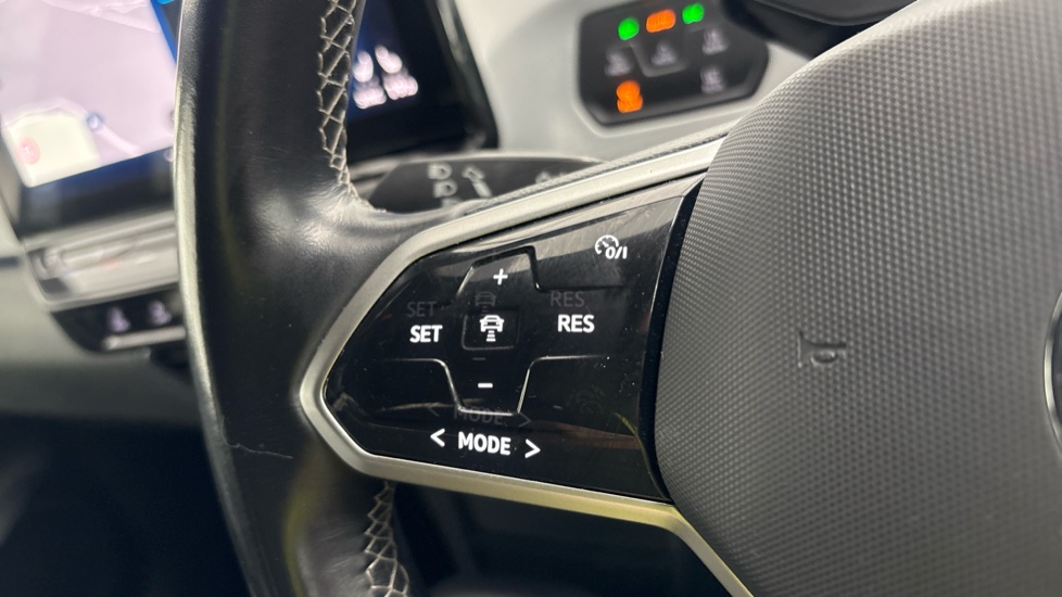 VOLKSWAGEN ID.3 HATCHBACK 150kW Family Pro Performance 58kWh 5dr Auto