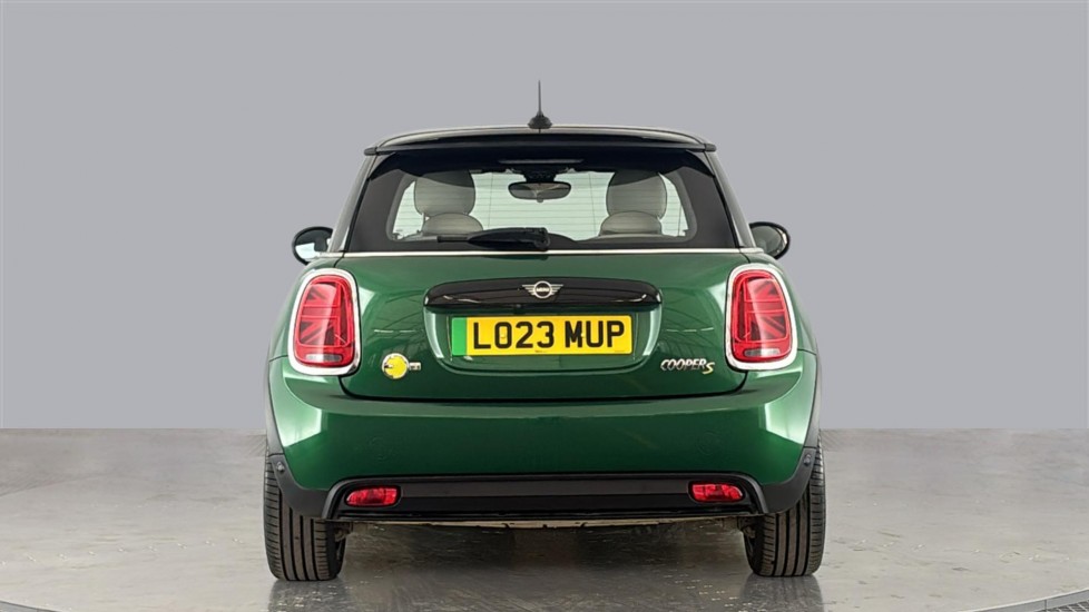MINI HATCHBACK Image 4