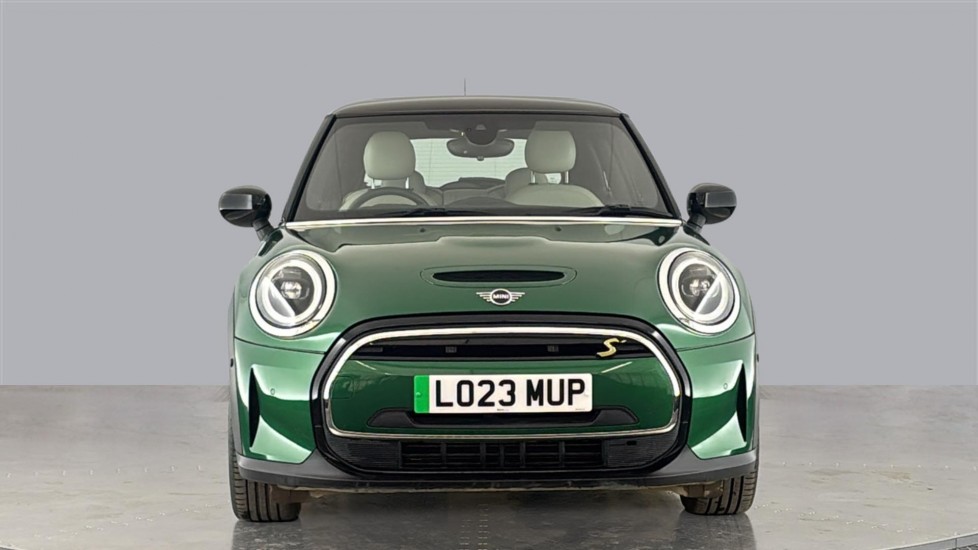 MINI HATCHBACK Image 8