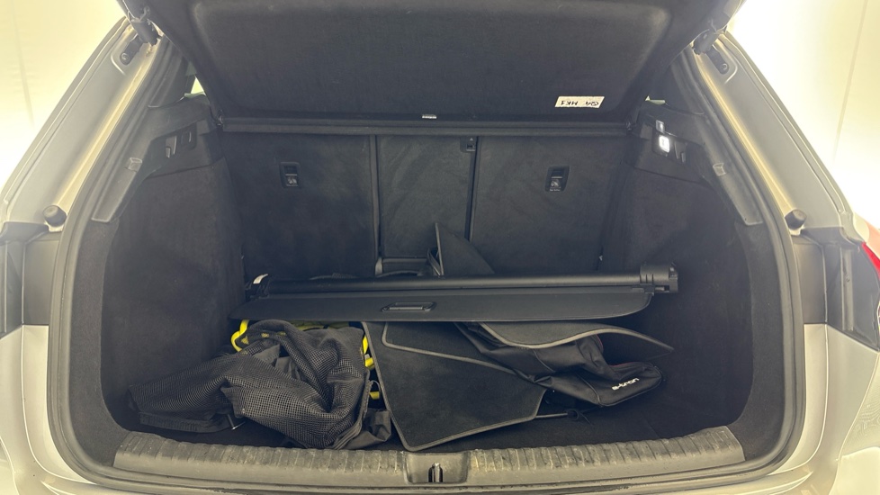 AUDI Q4 Image 15