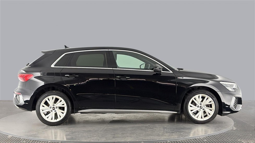 AUDI A3 Image 6