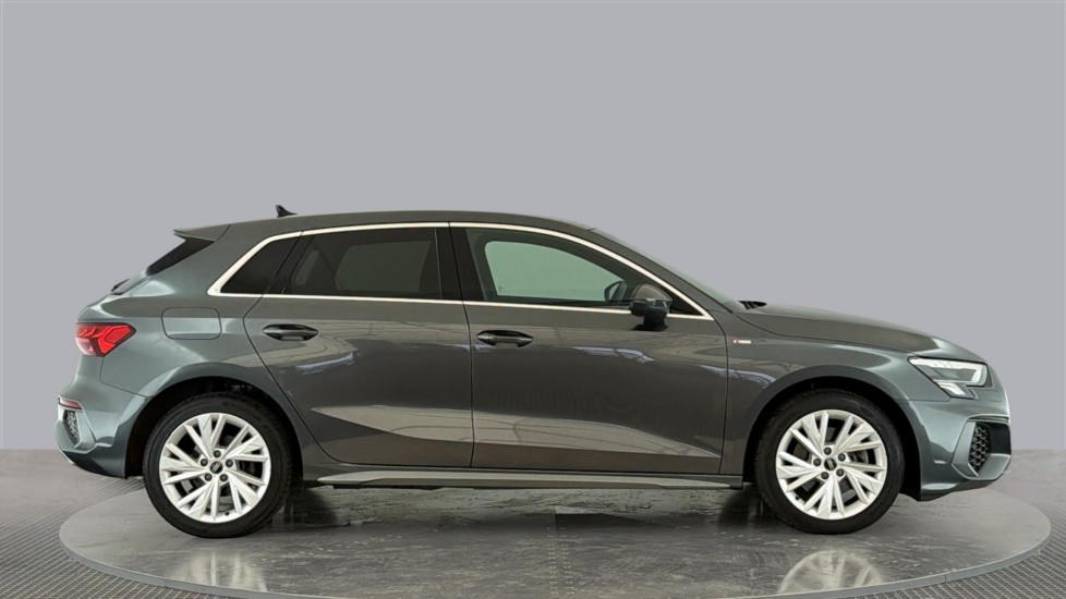 AUDI A3 Image 6