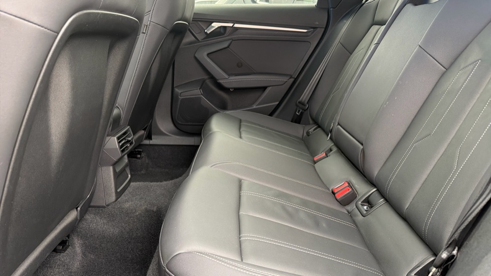 AUDI A3 Image 14