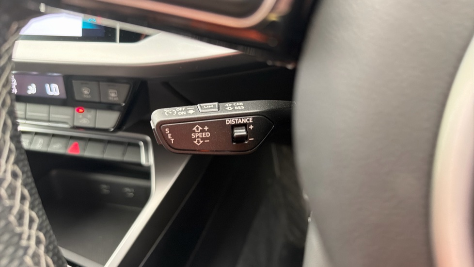AUDI A3 Cruise control