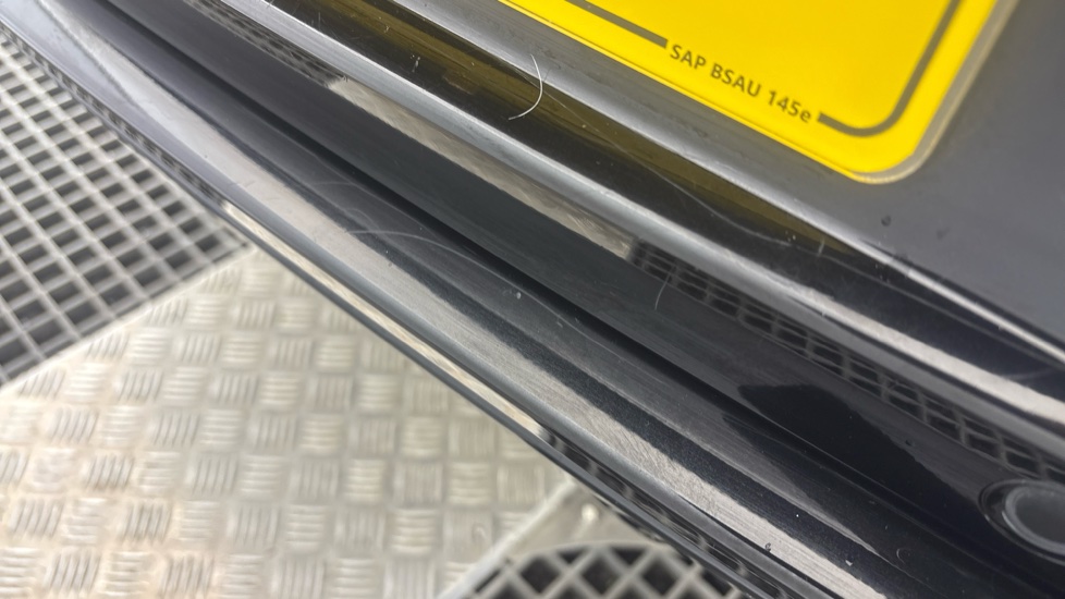 LAND ROVER RANGE ROVER SPORT scratches