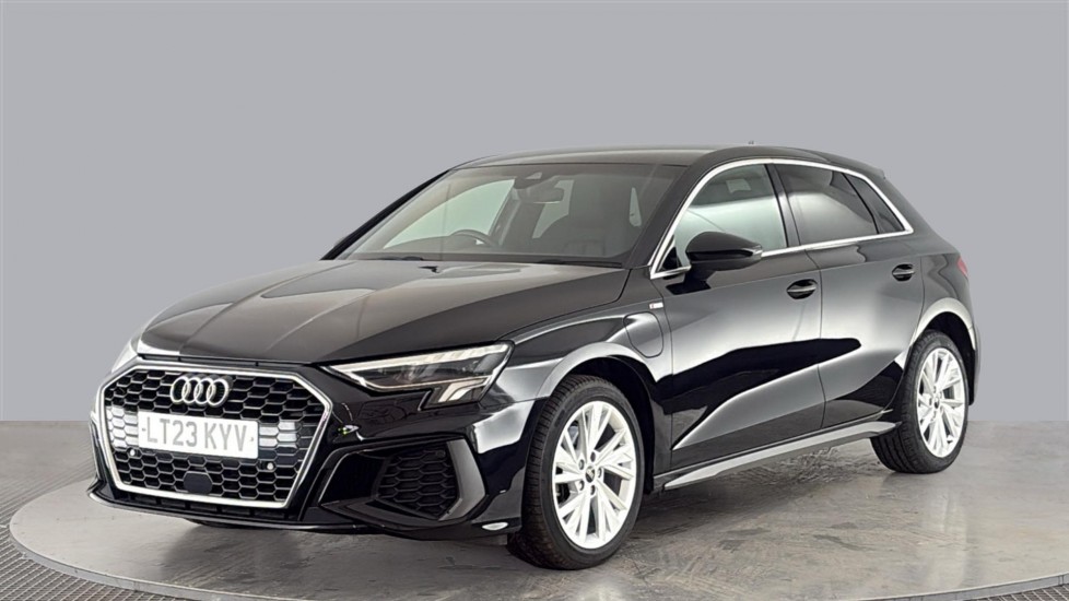AUDI A3 40 TFSI e S Line 5dr S Tronic [17 inch Alloy]