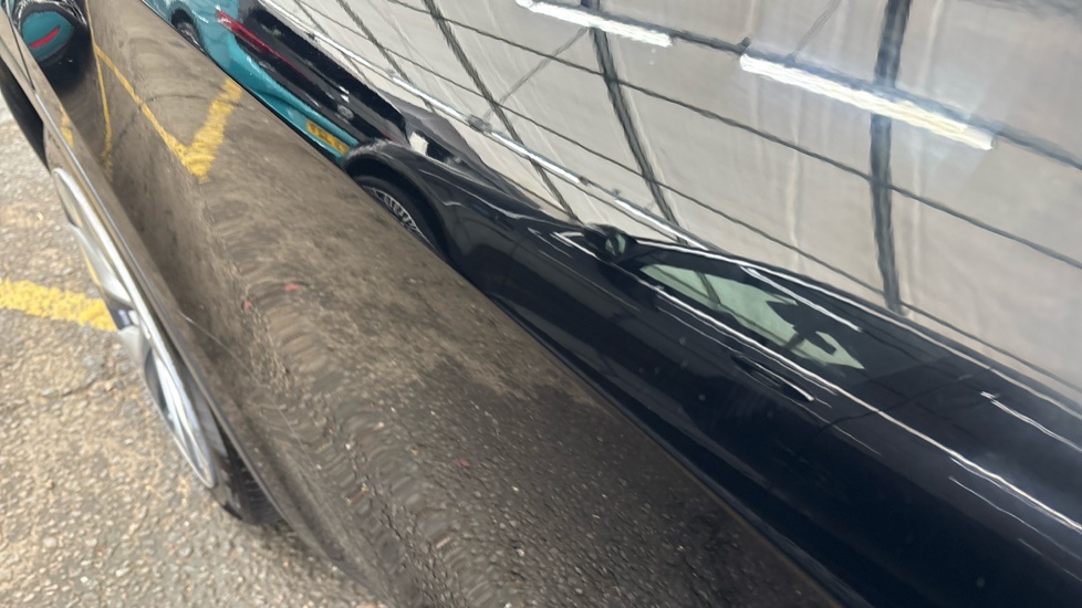 TESLA MODEL Y HATCHBACK Long Range AWD 5dr Auto