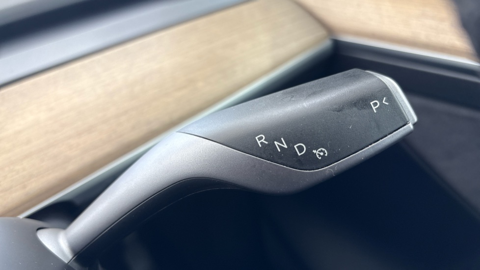 TESLA MODEL Y HATCHBACK Long Range AWD 5dr Auto