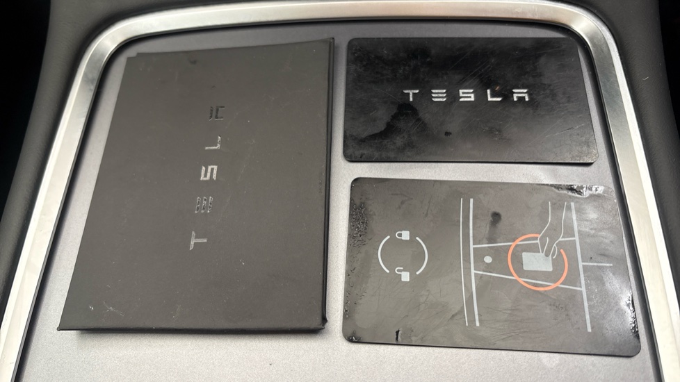 TESLA MODEL Y HATCHBACK Long Range AWD 5dr Auto