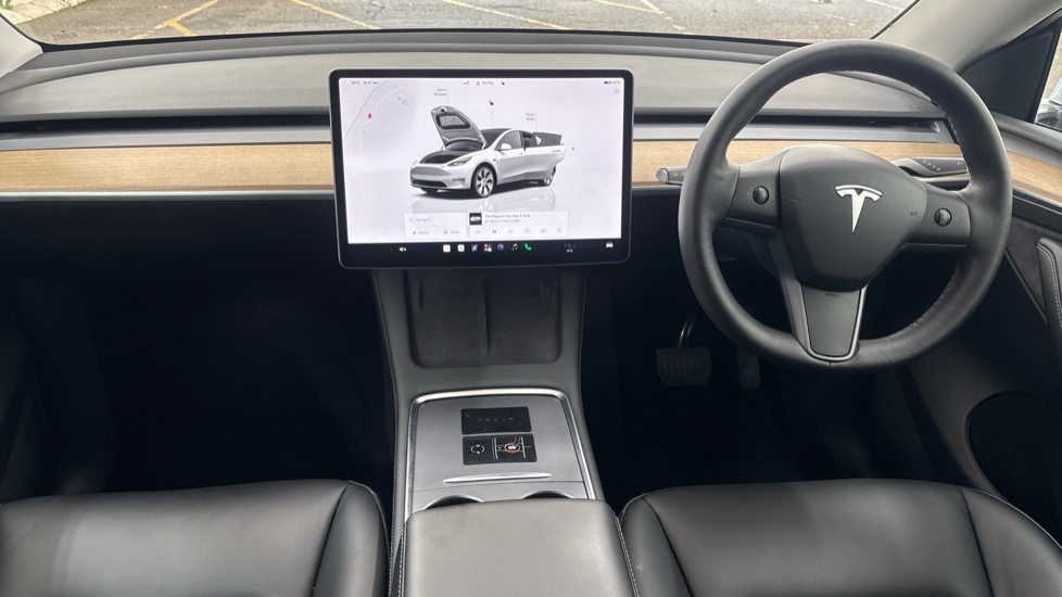 TESLA MODEL Y Image 11