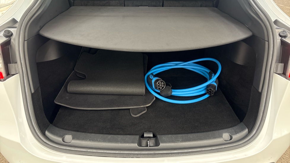 TESLA MODEL Y Image 15