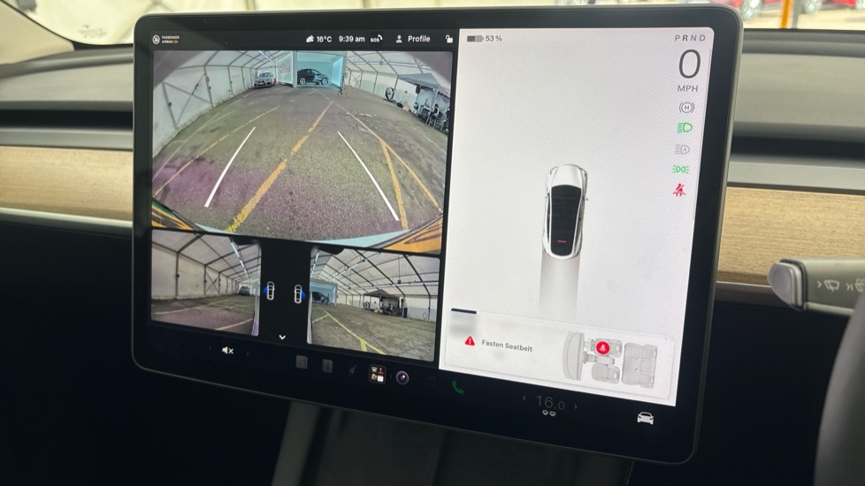 TESLA MODEL Y reverse camera