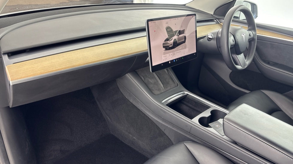 TESLA MODEL Y HATCHBACK Long Range AWD 5dr Auto