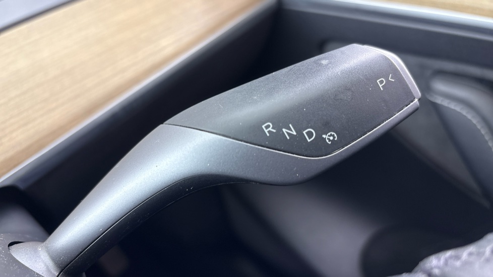TESLA MODEL Y HATCHBACK Long Range AWD 5dr Auto