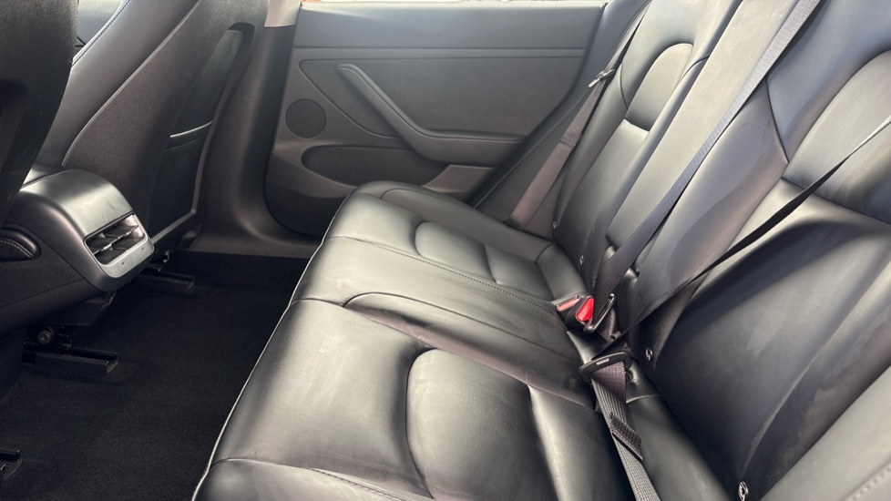 TESLA MODEL 3 SALOON Performance AWD 4dr [Performance Upgrade] Auto