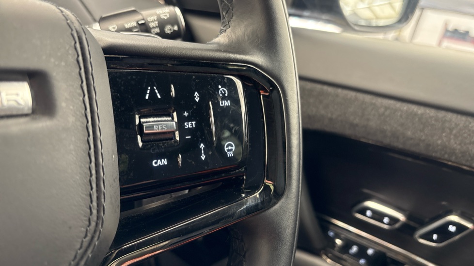 LAND ROVER RANGE ROVER SPORT Cruise control