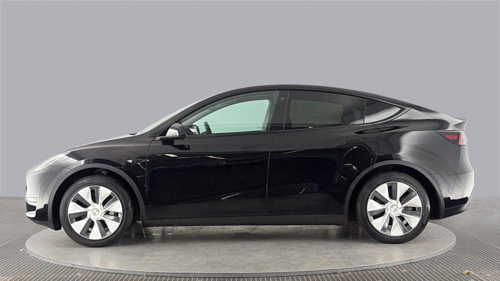 TESLA MODEL Y HATCHBACK RWD 5dr Auto