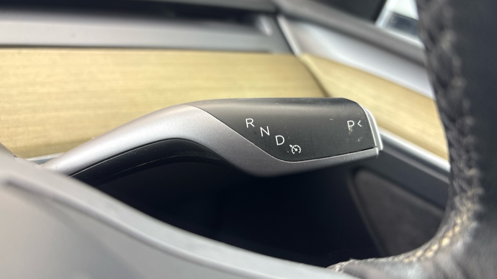 TESLA MODEL Y HATCHBACK Long Range AWD 5dr Auto