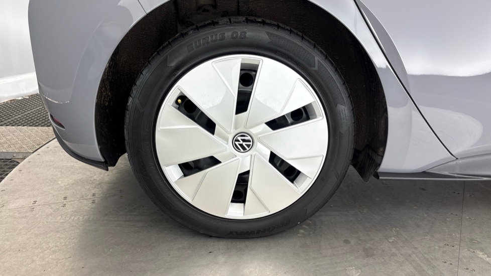VOLKSWAGEN ID.3 HATCHBACK 110kW Life Pure Perform 45kWh 5dr Auto [110kW Ch]