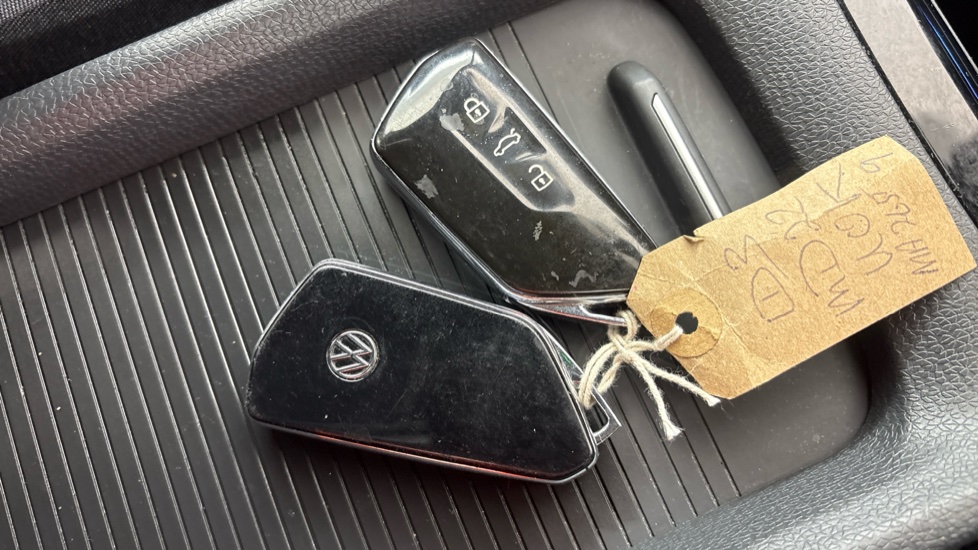 VOLKSWAGEN ID.3 HATCHBACK 110kW Life Pure Perform 45kWh 5dr Auto [110kW Ch]